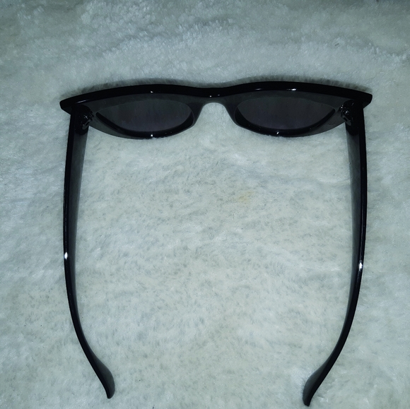 Sunglasses - Picture 3 of 3
